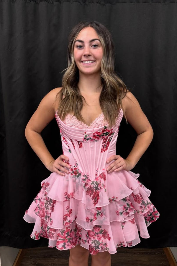 Sweetheart Lace Appliques A-line Ruffle Homecoming Dress in Pink