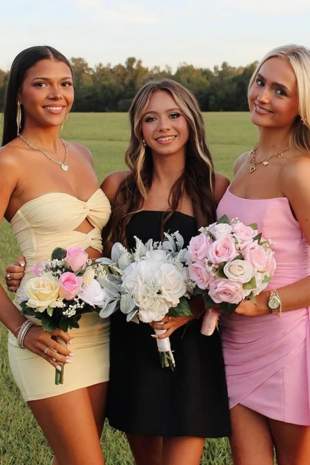Keyhole Sweetheart Fitted Homecoming Dress in Yellow