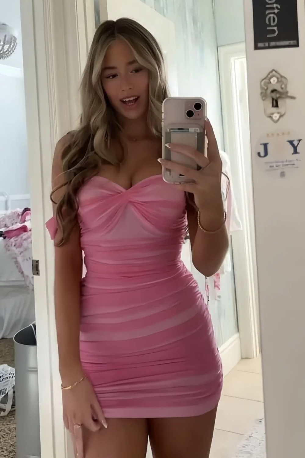 Off-the-shoulder Fitted Ruched Homecoming Dress in Gradient Pink
