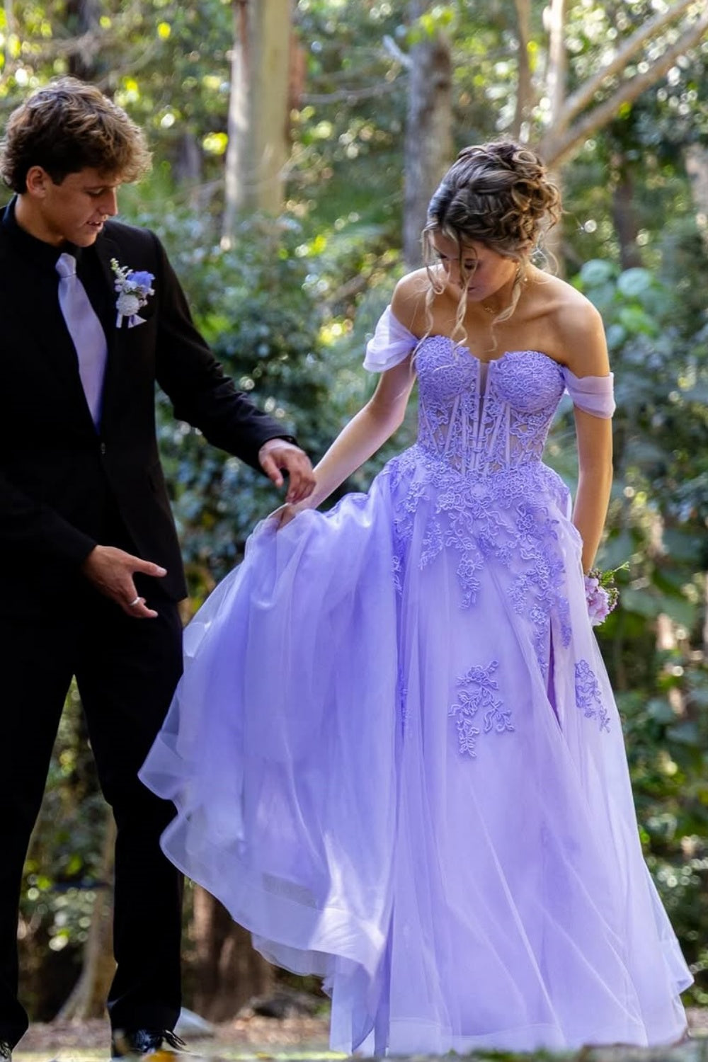 Lace Appliques Lavender Prom Dress 